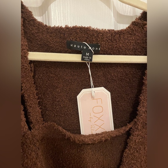 Haute Monde- 2 piece top teddy set - Picture 4 of 11